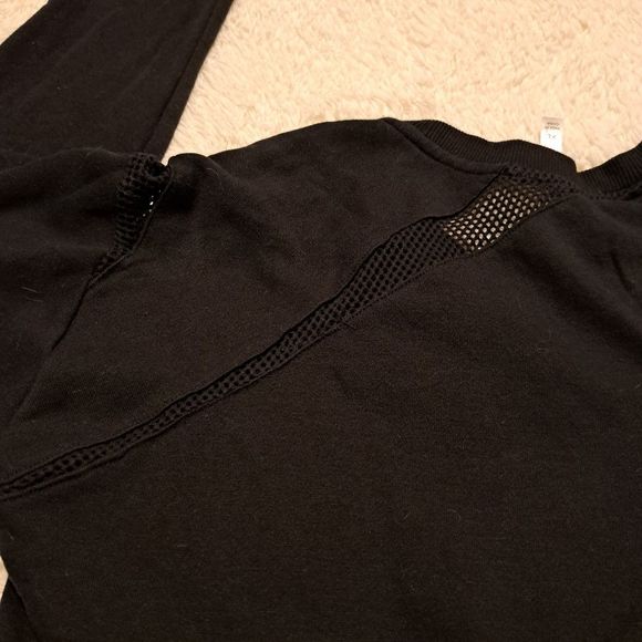 Fabletics Agon Top  (B14) - Picture 5 of 7